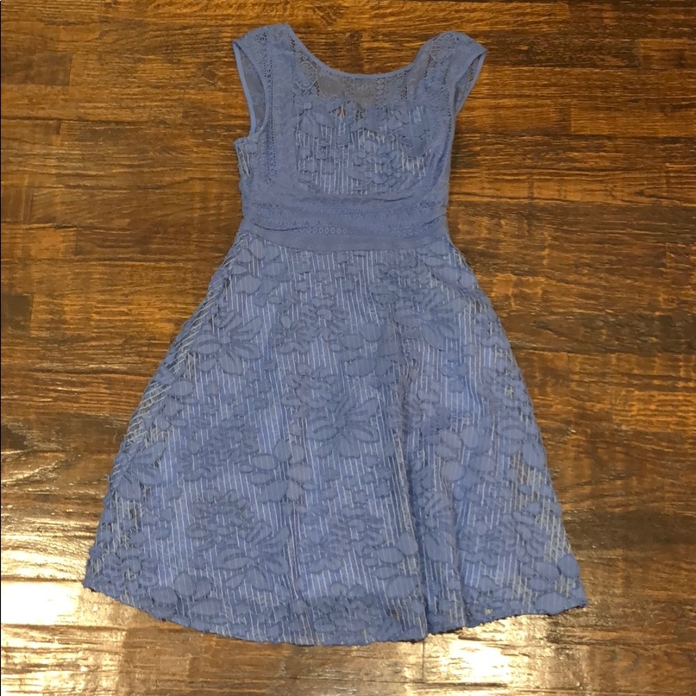 Beautiful Lace Dress! Prom or Homecoming Dress!